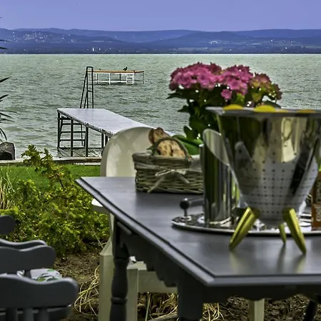 Holiday home Holiday Balaton 999