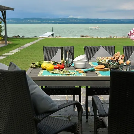 Holiday Balaton 999 Balatonszemes